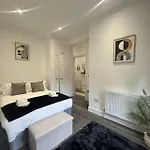 شقة Modern In Leith