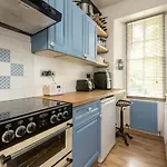 Cobblestone Colony Stockbridge Edinburgh