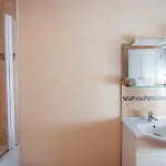 4 Bdrm Cosy By The Meadows