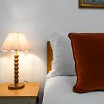 Burnets Close 2 Bedroom - Апартаменты Эдинбург