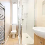 Refined 2-bed Flat With Classic Charm Apartment