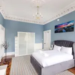 דירה Stylish Southside Flat Near Old Town אדינבורו