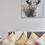 아파트 Newly Refurbished - Parking - - 3 Guests