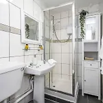 아파트 Modern - 2br Flat Near Easter Road Stadium