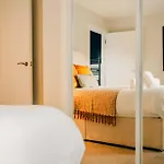 Modern 2 Bed With Parking *