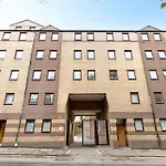 Апартаменты Meadow Court