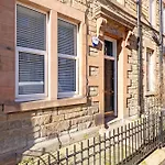 Refined 2-bed Flat With Classic Charm