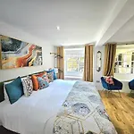 Stellar - 2 & 3 Bedroom *