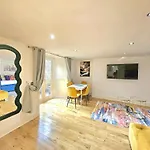 Διαμέρισμα Stellar - 2 & 3 Bedroom