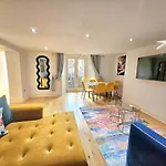 Stellar - 2 & 3 Bedroom * Εδιμβούργο