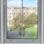 Apartamento Modern Sleeps 6