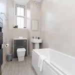 Modern Sleeps 6 Apartamento