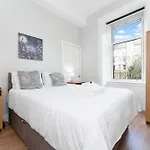 Modern Sleeps 6 Apartamento *