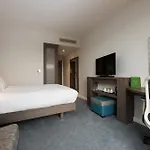 Hampton By Hilton West End Hotel 3*
