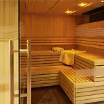 Novotel Centre Hotel 4*