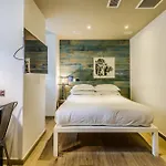 Stay Central Hotel 3*