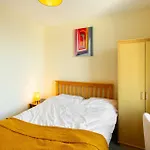 Charming 2bd Flat 10 Minutes To Castle *