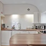 Rose Street Flat