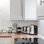 Rose Street Flat *