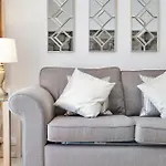 Rose Street Flat *