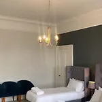 West Coates Mansion 호텔 에든버러