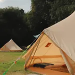 Οργανωμένο κάμπινγκ Festival Glamping At The Drum - Artist Village *
