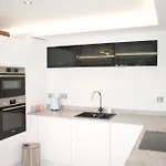 Bright 1 Bedroom Centre With Historic Twist Дом отдыха *