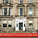 Travelodge Haymarket 3*