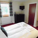 Kro Cedar Edinburgh