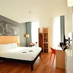 Hotel Ibis Centre South Bridge - Royal Mile Edinburgh