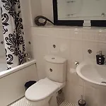 Penthouse Sleeps 11 公寓 *