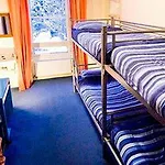 אכסניה Argyle Backpackers אדינבורו