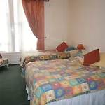 בית הארחה Dorstan House