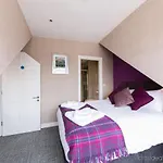 The Spires 3*