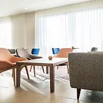 Hotell Hampton By Hilton West End 3*