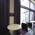 Hostel Metro