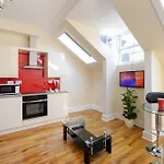 Edinburgh City Suites Εδιμβούργο