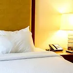 Отель Travelodge Cameron Toll