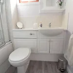 South Groathill - Lovely 2 Bed With Castle View Apartmán