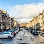 Guestready - Modern 5 Minutes Walk From Princes Street Daire Edinburgh