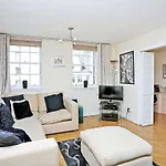 West Bow - Comfy 2 Bed On West Bow Overlooking Grassmarket