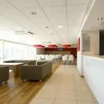 酒店 Travelodge Airport 3*