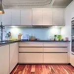 Modern Flat With Fantastic Views By The Royal Mile شقة