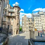 شقة Modern Flat With Fantastic Views By The Royal Mile