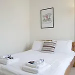 Grindlay Street Residence, 2 Bedroom, 2 Bathroom Close To Castle شقة إدنبرة