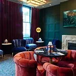 Le Monde Edinburgh