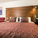 Holyrood Apartahotel
