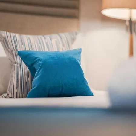 Apartahotel The Knight By Mansley