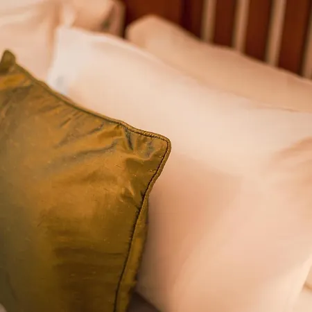 Apartahotel The Knight By Mansley 4*