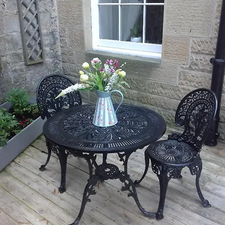 A In The - West 3* Edimburgo